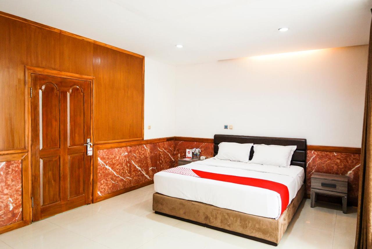 Oyo 229 Hi Quality Hotel Bandung