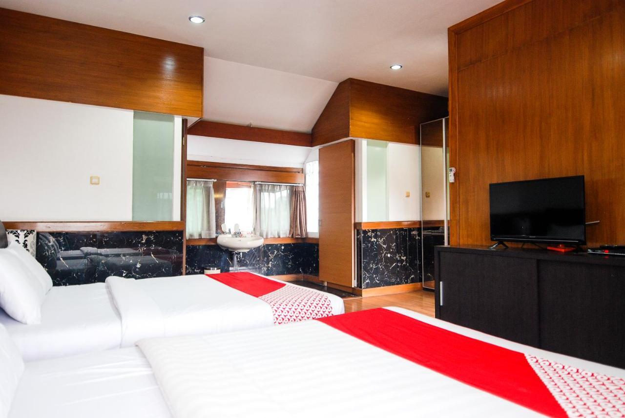 Hotel Oyo 229 Hi Quality Bandung