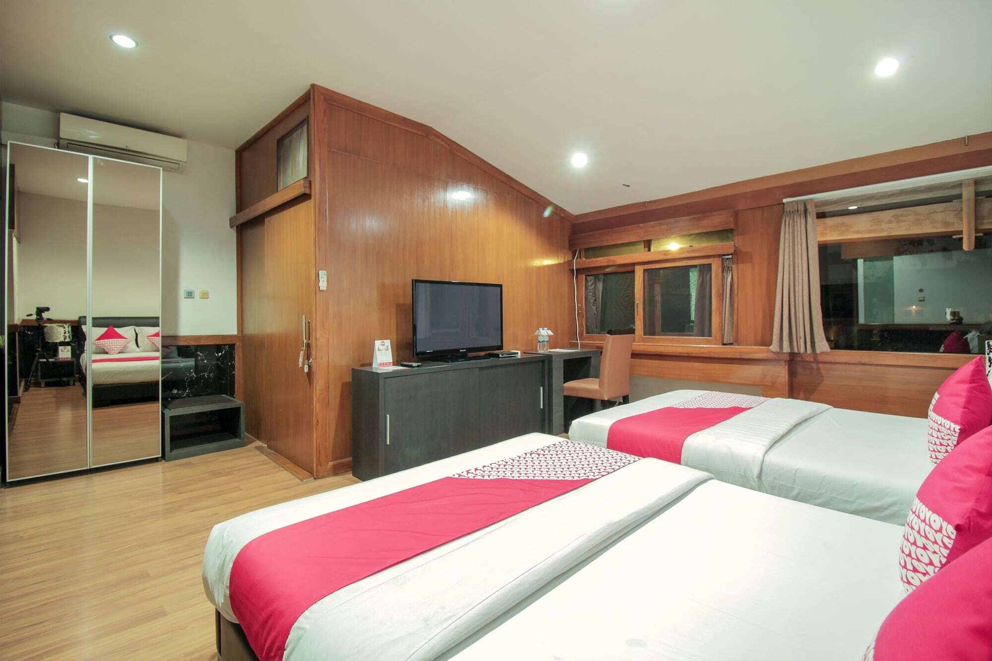 Oyo 229 Hi Quality Hotel Bandung
